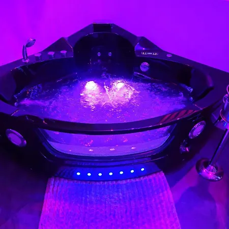 Appartement Loveroom & Jacuzzi Tijugo - Ferrand Clermont-Ferrand