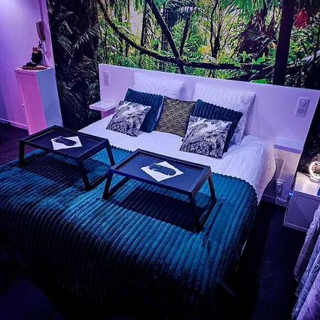 Loveroom & Jacuzzi Tijugo - Ferrand * Clermont-Ferrand