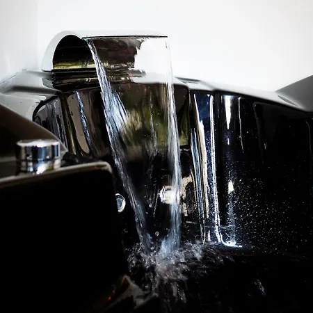 Lejlighed Loveroom & Jacuzzi Tijugo - Ferrand Clermont-Ferrand